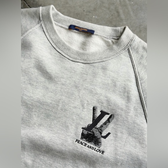 Louis Vuitton Cream Crewneck Sweatshirt with Small Chest Logo - Picture 2 of 8